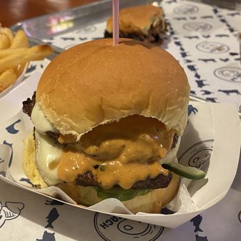 Pig Beach BBQ - Pig Beach Burger - Barbeque Near Me - Astoria, New York Pig Beach BBQ - Pig Beach Burger - Barbeque Near Me - Astoria, New York