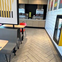 McDonald's - Drink station