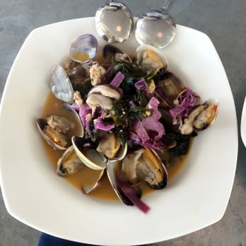 Taylor Shellfish Oyster Bar - Clams - Seafood Near Me - Seattle, Washington