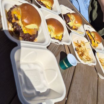 NOLA Sliders - Food Trucks Near Me NOLA Sliders - Food Trucks Near Me