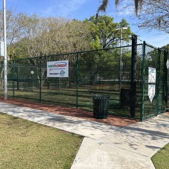 Merrill Park - Recreation Centers Near Me - Altamonte Springs, Florida