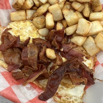 Marathon Diner - Two eggs over medium with bacon - Salad Near Me - Pittsburgh, Pennsylvania