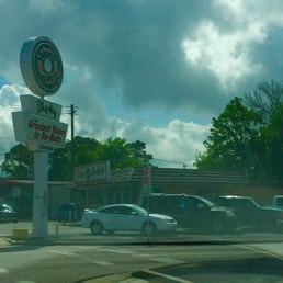 a view of a parking lot