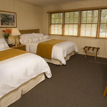 POSTOAK Lodge & Retreat - Small Lodge Double Bedroom - Venues & Event Spaces Near Me - Tulsa, Oklahoma