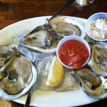 Chowder Bar - Oysters on the Half Shell - Seafood Near Me - Bay Shore, New York Chowder Bar - Oysters on the Half Shell - Seafood Near Me - Bay Shore, New York