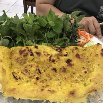Pho Que Huong - Vietnamese crepe (Bánh xèo) - Vietnamese Near Me - Honolulu, Hawaii Pho Que Huong - Vietnamese crepe (Bánh xèo) - Vietnamese Near Me - Honolulu, Hawaii