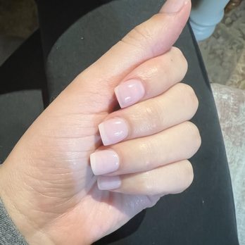 Lucky Nails - Nail Salons Near Me - Baton Rouge, Louisiana