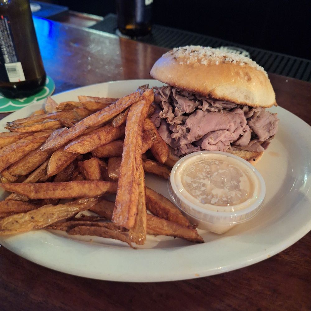 Tavern On The Mall - Really good beef on deck. Horshradish had no bite at all though. - Restaurants Near Me - Forestville, New York Tavern On The Mall - Really good beef on deck. Horshradish had no bite at all though. - Restaurants Near Me - Forestville, New York