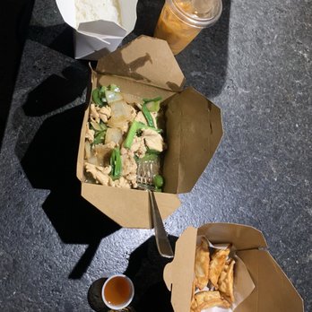 Charm Thai Kitchen - Black Pepper Chicken, fried Potstickers with dipping sauce, white rice and Thai iced tea - Thai Near Me - Phoenix, Oregon