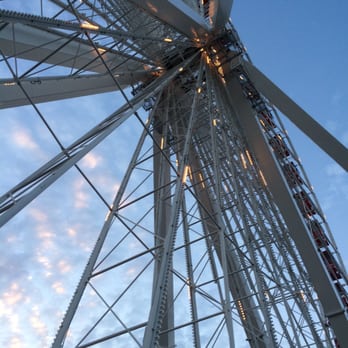 Navy Pier's Centennial Wheel - Amusement Parks Near Me - Chicago, Illinois