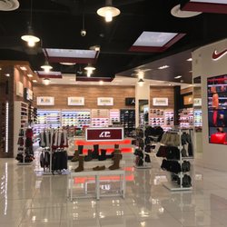 Shoe Palace