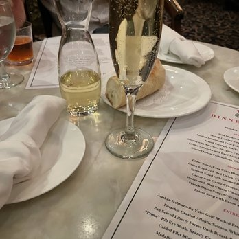 Vintage Press - Champagne pours are generous. Really a great value and added touch - American Near Me - Visalia, California