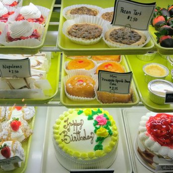 Impallaria Bakery & Deli - Bakeries Near Me - Chicago, Illinois