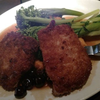 Yard House - Delicious pork loin - New American Near Me - Honolulu, Hawaii Yard House - Delicious pork loin - New American Near Me - Honolulu, Hawaii