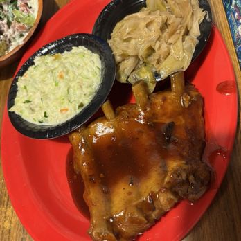 Smithfield's Chicken 'N Bar-B-Q - Ribs and Cole slaw - Barbeque Near Me - Morehead City, North Carolina