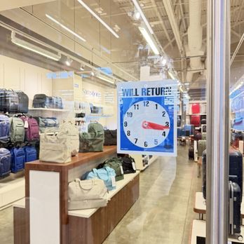 Samsonite Outlet - Close up of return back clock for 3:15 pm - Accessories Near Me - Milpitas, California Samsonite Outlet - Close up of return back clock for 3:15 pm - Accessories Near Me - Milpitas, California