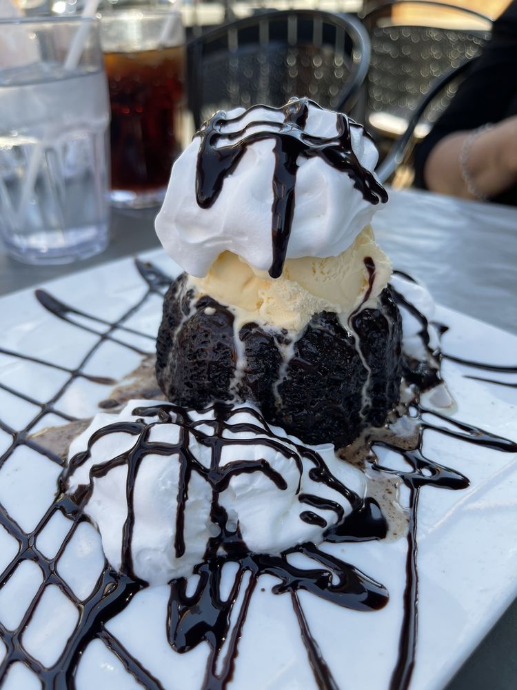 Noah's Bar & Bistro