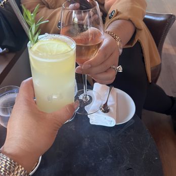 RO Restaurant & Lounge - Lounges Near Me - Yountville, California