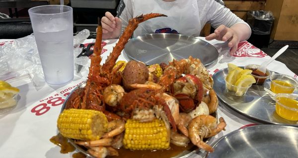 Pier 88 Boiling Seafood & Bar Chattanooga by null