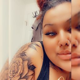 My beautiful big roses on my upper arm... can't wait to finish! By: Suavecita Gee (Genesis) My beautiful big roses on my upper arm... can't wait to finish! By: Suavecita Gee (Genesis)