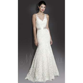 Modern Trousseau - NOA V-neck, fit and flare wedding dress by Modern Trousseau New York - Bridal Near Me - Manhattan, New York