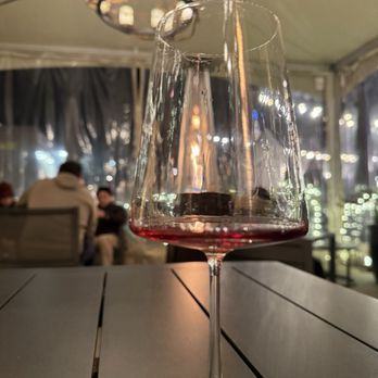 GEN 7 Wines - Reserve Red wine tasting experience - Wine Tasting Room Near Me - Napa, California