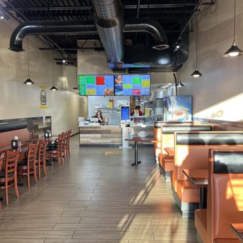 Peri Peri Original - Inside! - Chicken Shop Near Me - Ellicott City, Maryland Peri Peri Original - Inside! - Chicken Shop Near Me - Ellicott City, Maryland
