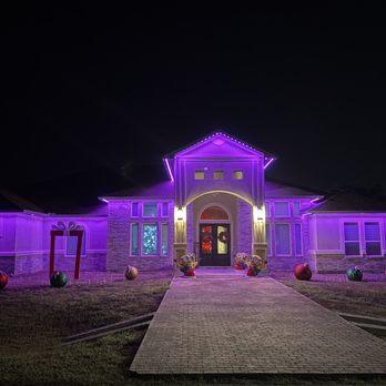 Laguna Lighting - Holiday Decorating Services Near Me Laguna Lighting - Holiday Decorating Services Near Me