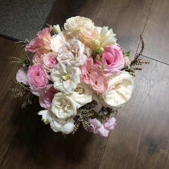 Big Day Service - Day old centrepiece, still looks great! - Wedding Planning Near Me - San Francisco, California Big Day Service - Day old centrepiece, still looks great! - Wedding Planning Near Me - San Francisco, California