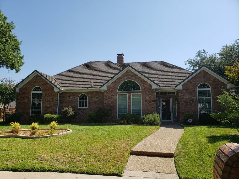 Slide of Tomahawk Construction and Roofing