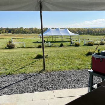 Boundary Breaks - Wine Tasting Room Near Me - Lodi, New York