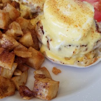 Bea Bea's - Crab Benedict - Coffee & Tea Near Me - Burbank, California Bea Bea's - Crab Benedict - Coffee & Tea Near Me - Burbank, California