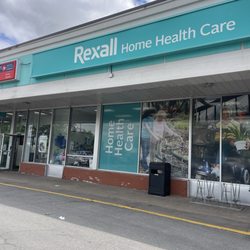 Lewis & Krall I D A Pharmacy - Store Front