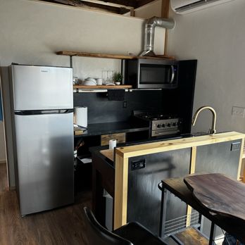 Zen House Kominka - Kitchen - Vacation Rentals Near Me - Enterprise, Oregon Zen House Kominka - Kitchen - Vacation Rentals Near Me - Enterprise, Oregon