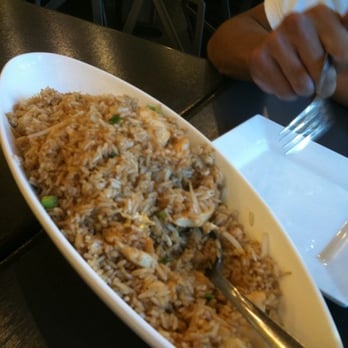 Joy Yee - Evanston - Chicken fried rice - Noodles Near Me - Evanston, Illinois Joy Yee - Evanston - Chicken fried rice - Noodles Near Me - Evanston, Illinois