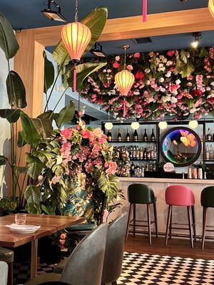 Bonjour Vietnam Bistro & Cocktail Bar by null