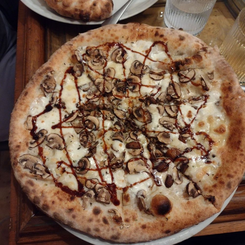Pizza To The Rescue - Funghi Formaggi... mouthwatering!! - Pizza Near Me - Phoenix, Arizona Pizza To The Rescue - Funghi Formaggi... mouthwatering!! - Pizza Near Me - Phoenix, Arizona