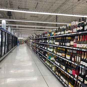 WinCo Foods - rows of bottles of wine in a grocery store - Grocery Near Me - Modesto, California