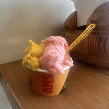 An's Hatmakers - Ngob (Mango) + McAllen (Strawberry Grapefruit) - Gelato Near Me - Del Mar, California