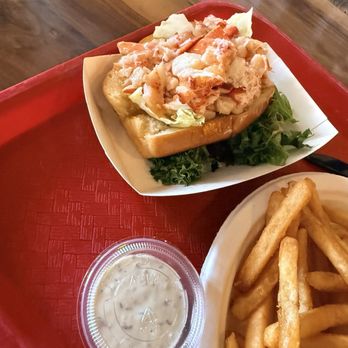 Flo’s Clam Shack - Seafood Near Me - Naples, Florida