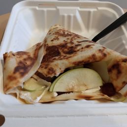 Apples, grapes and brie crepe Apples, grapes and brie crepe