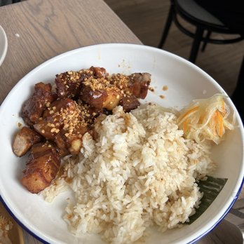 Kasama - Pork adobo and garlic rice - Filipino Near Me - Chicago, Illinois
