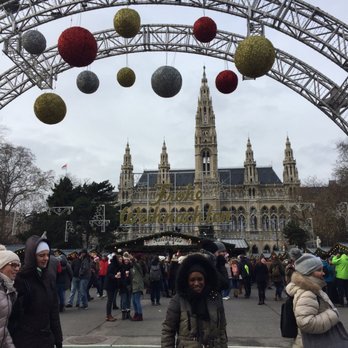 Christkindlmarkt Rathausplatz - Christmas Markets Near Me - Vienna, 9