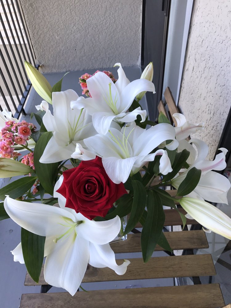 LAVENDER’S FLOWERS Updated October 2024 7031 Westminster Highway