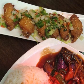 Kowloon Cafe - Salt & pepper chicken wings and eggplant & minced pork in some kind of sauce. ( it was a little spicy for me ) - Hong Kong Style Cafe Near Me - Brooklyn, New York Kowloon Cafe - Salt & pepper chicken wings and eggplant & minced pork in some kind of sauce. ( it was a little spicy for me ) - Hong Kong Style Cafe Near Me - Brooklyn, New York