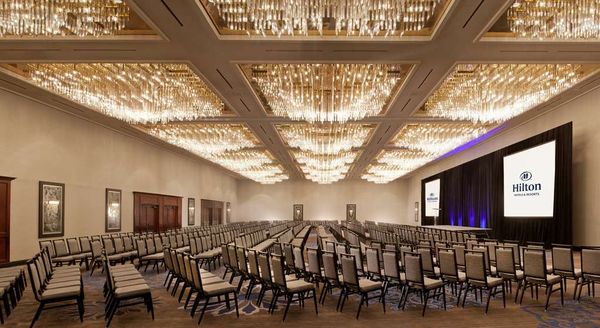 Hilton Fort Worth by null