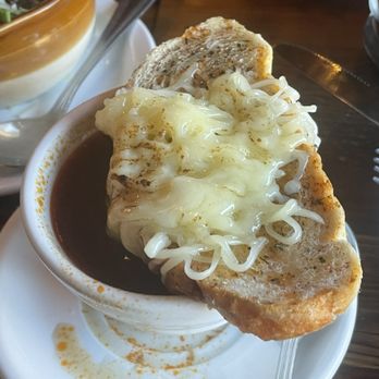 Charles Street Dinner House - New American Near Me - Mariposa, California