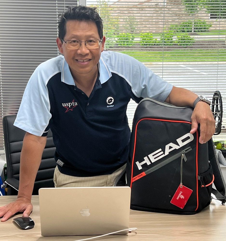 B Travis Tennis Pickleball Stringing