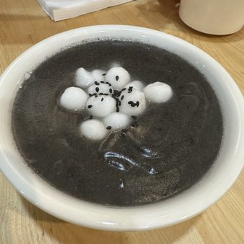 Flower and Dessert 次第花开 - Desserts Near Me - Flushing, New York