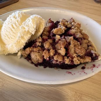 Shari's Cafe and Pies - Slice Oregon Marionberry Crumble - Coffee & Tea Near Me - Moses Lake, Washington Shari's Cafe and Pies - Slice Oregon Marionberry Crumble - Coffee & Tea Near Me - Moses Lake, Washington
